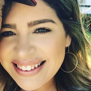 Meet your Posher, Kayti